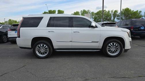 2018 Cadillac Escalade Luxury