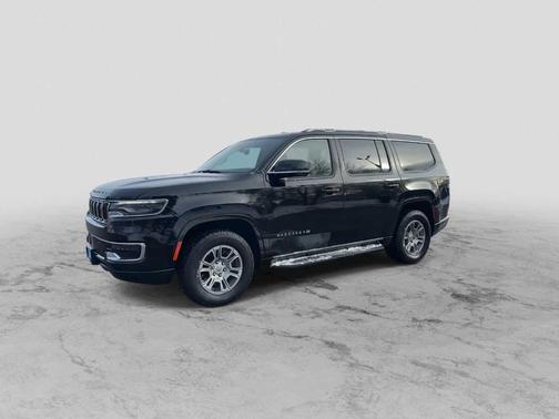 2023 Jeep Wagoneer Base
