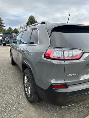 2021 Jeep Cherokee Latitude Lux