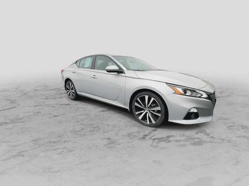 2022 Nissan Altima 2.5 Platinum
