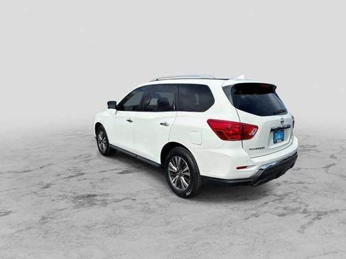 Glacier White 2019 Nissan Pathfinder SL