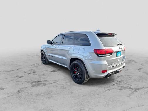 2020 Jeep Grand Cherokee SRT