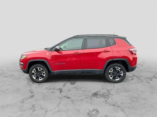 Redline Pearlcoat 2018 Jeep Compass Trailhawk