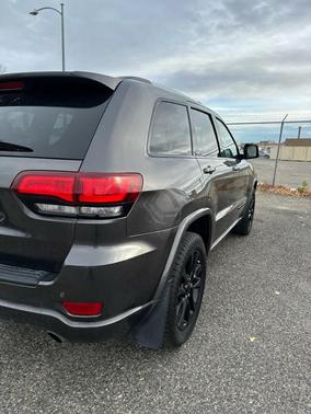 2020 Jeep Grand Cherokee Altitude