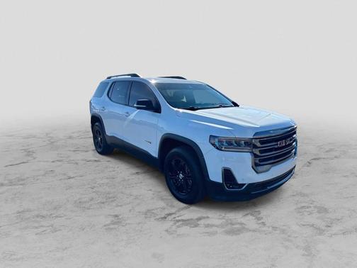 2021 GMC Acadia AT4