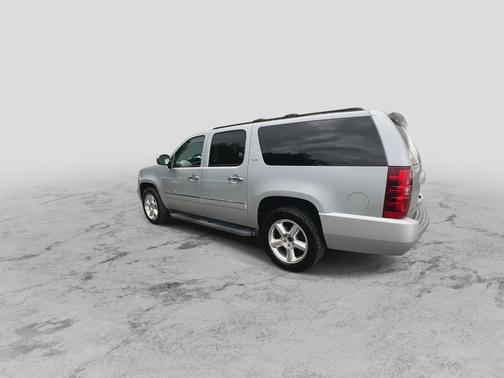 2013 Chevrolet Suburban 1500 LTZ