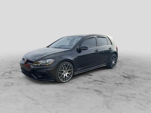 2019 Volkswagen Golf R 2.0T w/DCC & Navigation