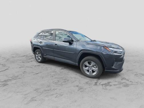 2023 Toyota RAV4 Hybrid LE