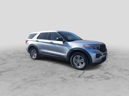 2022 Ford Explorer Base