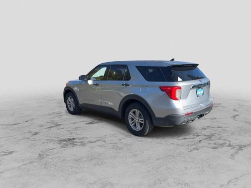 2022 Ford Explorer Base