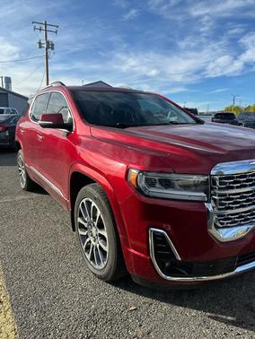 2020 GMC Acadia Denali