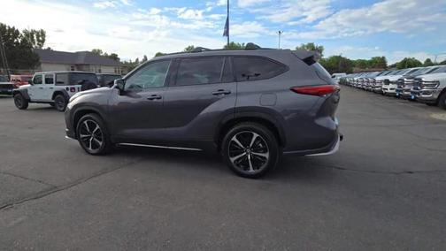 2022 Toyota Highlander XSE