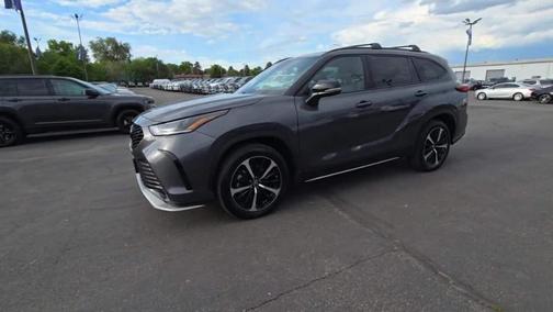 2022 Toyota Highlander XSE