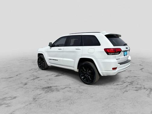 2022 Jeep Grand Cherokee WK Laredo