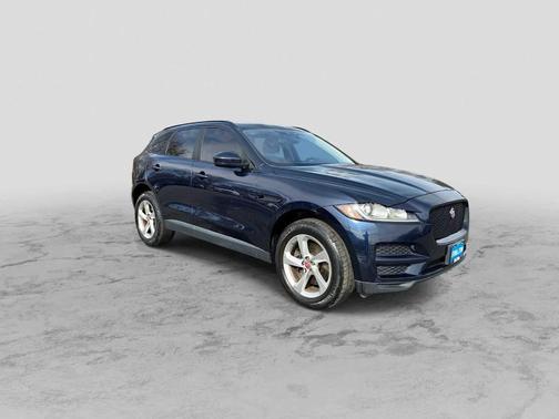 2017 Jaguar F-PACE 35t Premium