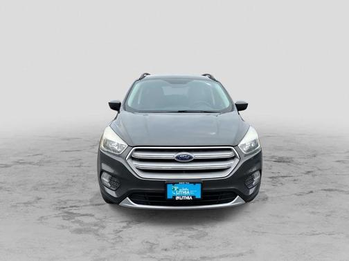 Magnetic Metallic 2018 Ford Escape SE