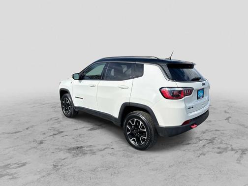 White Clearcoat 2019 Jeep Compass Trailhawk