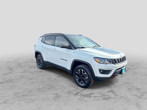 White Clearcoat 2019 Jeep Compass Trailhawk