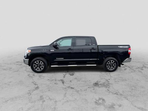 2014 Toyota Tundra SR5