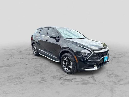 Fusion Orange 2023 Kia Sportage LX
