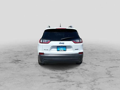 Bright White Clearcoat 2019 Jeep Cherokee Latitude Plus