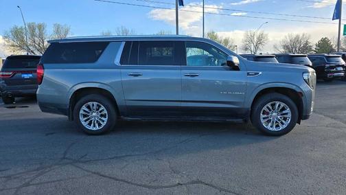 2022 GMC Yukon XL SLE
