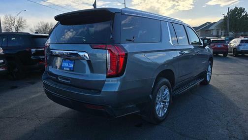 2022 GMC Yukon XL SLE