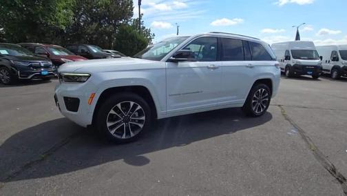 2023 Jeep Grand Cherokee Overland