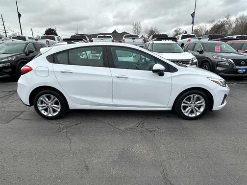 2019 Chevrolet Cruze LS