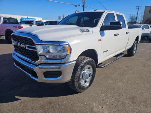2022 RAM 2500 Tradesman Crew Cab 4x4 8' Box