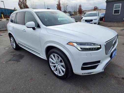 2019 Volvo XC90 T6 Inscription