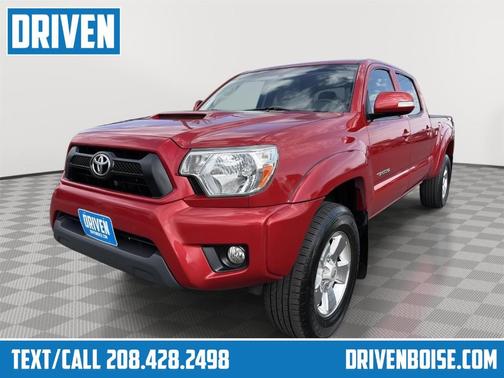 Barcelona Red Metallic 2014 Toyota Tacoma 6 FT