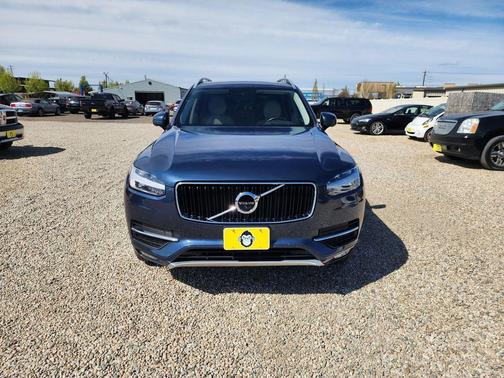 2018 Volvo XC90 T5 Momentum