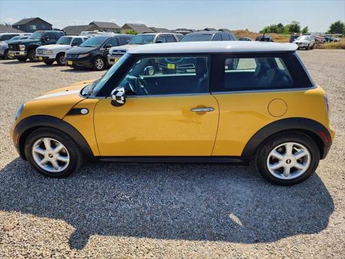 2009 MINI Cooper Base