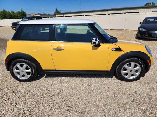 2009 MINI Cooper Base