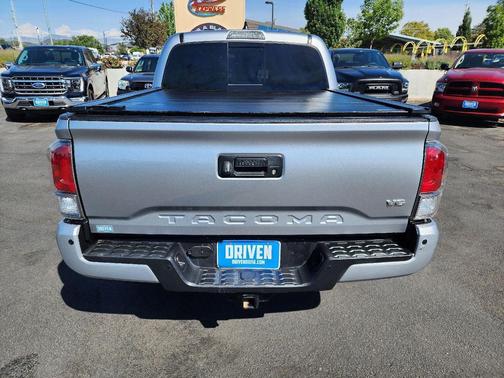 2022 Toyota Tacoma TRD Sport