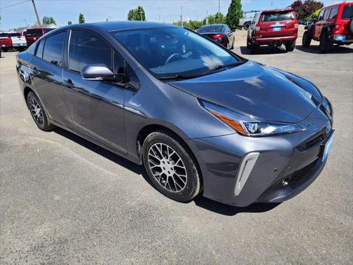 2020 Toyota Prius LE