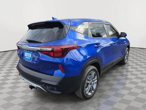 Neptune Blue 2022 Kia Seltos LX
