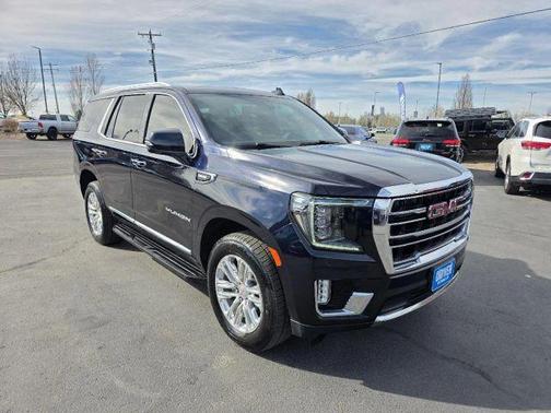 Midnight Blue Metallic 2022 GMC Yukon SLT
