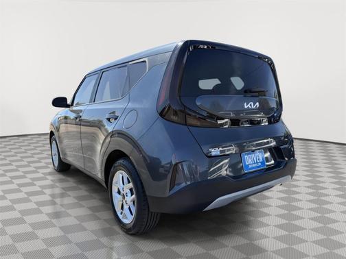Gravity Gray 2023 Kia Soul LX