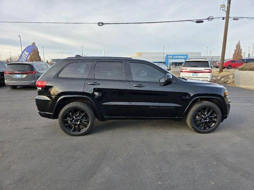 2019 Jeep Grand Cherokee Altitude