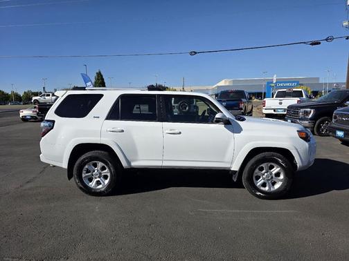 2023 Toyota 4Runner SR5 Premium