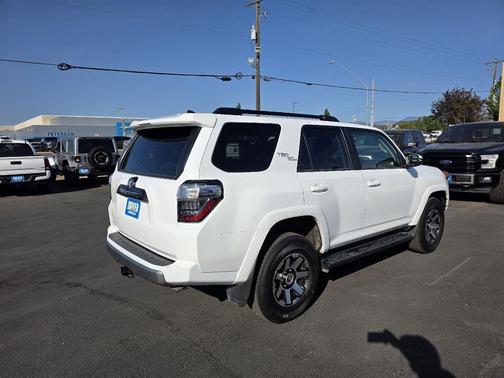 2024 Toyota 4Runner TRD Off Road Premium