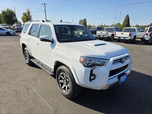2024 Toyota 4Runner TRD Off Road Premium
