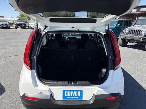 Snow White Pearl 2021 Kia Soul S