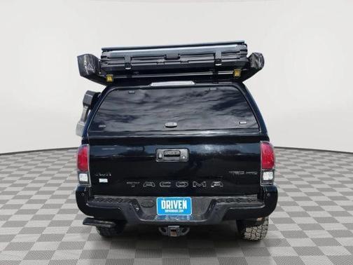 Midnight Black Metallic 2019 Toyota Tacoma TRD Pro