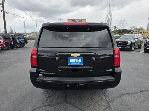 Black 2018 Chevrolet Suburban LT