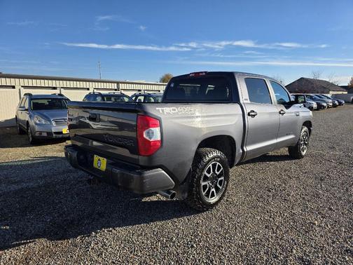 2016 Toyota Tundra SR5