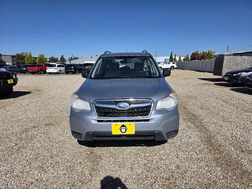 2015 Subaru Forester 2.5i