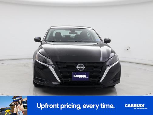 Black 2025 Nissan Altima SV